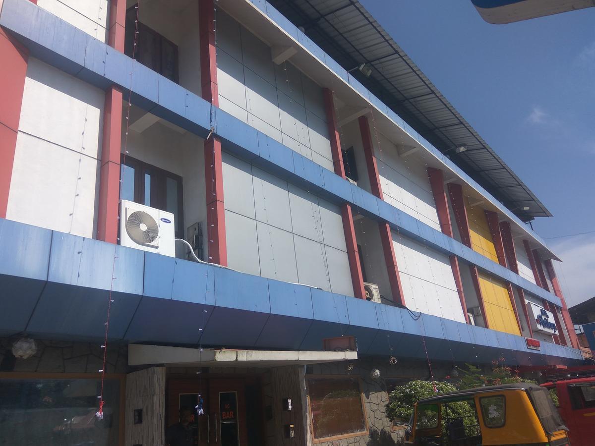 Hotel Malika Residency Ettumanoor Экстерьер фото