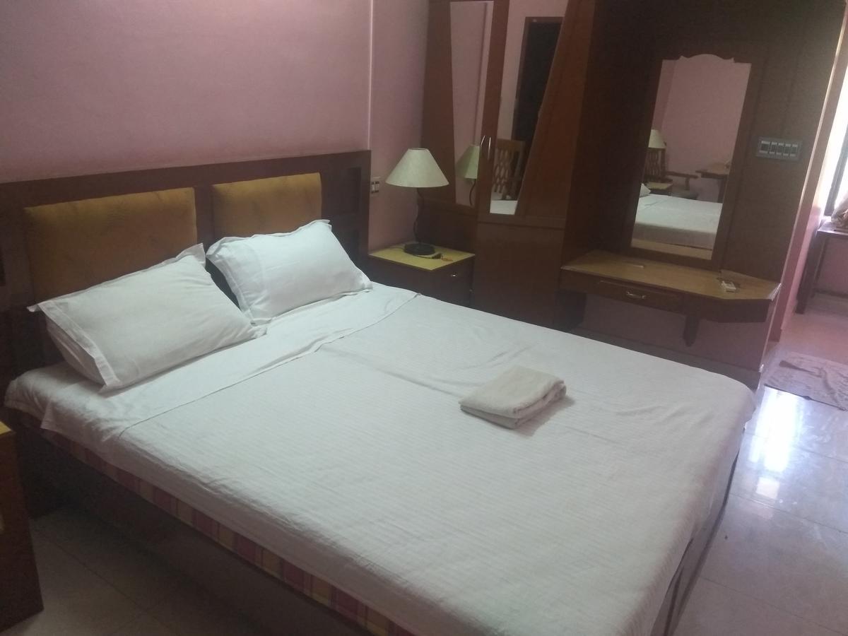 Hotel Malika Residency Ettumanoor Экстерьер фото